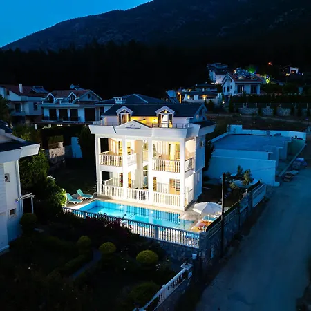 Angel - Private Pool And Nature View In Oeluedeniz *