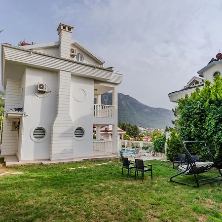 Vilă Angel - Private Pool And Nature View In Oeluedeniz *