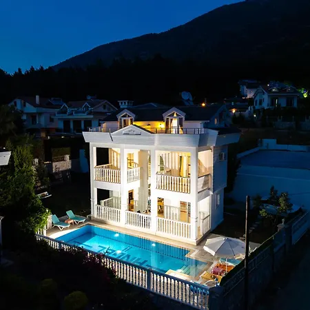 Angel - Private Pool And Nature View In Oeluedeniz Vila *
