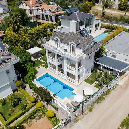 Angel - Private Pool And Nature View In Oeluedeniz Fethiye