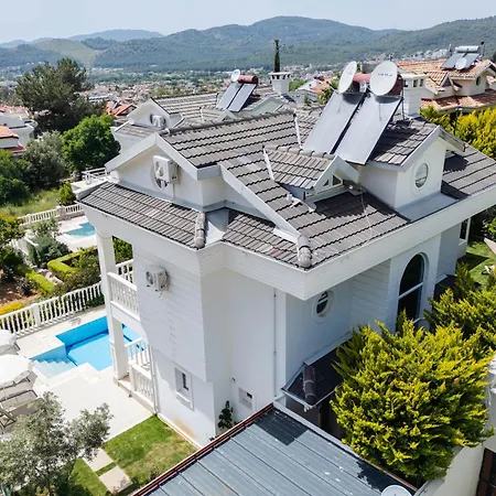 Villa Angel - Private Pool And Nature View In Oeluedeniz Fethiye