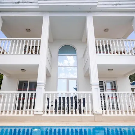 Angel - Private Pool And Nature View In Oeluedeniz Villa
