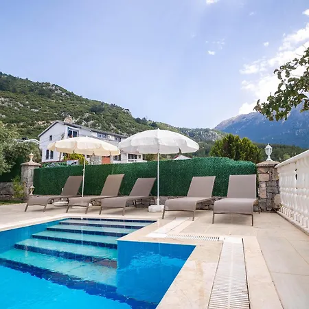 Angel - Private Pool And Nature View In Oeluedeniz Villa *