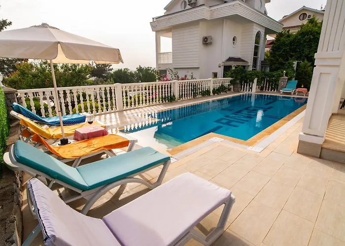 Vila Angel - Private Pool And Nature View In Oeluedeniz Fethiye