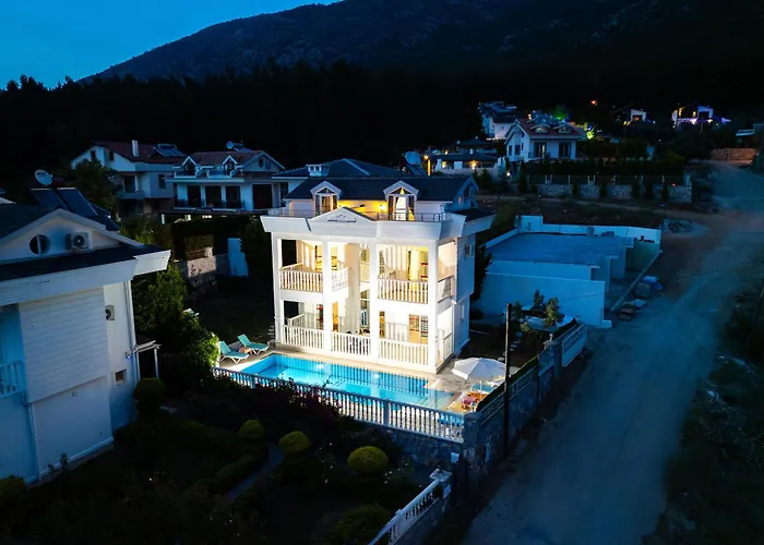 Angel - Private Pool And Nature View In Oeluedeniz *